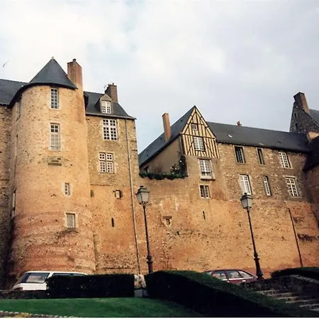 A La Ferienhaus Saint Pavace