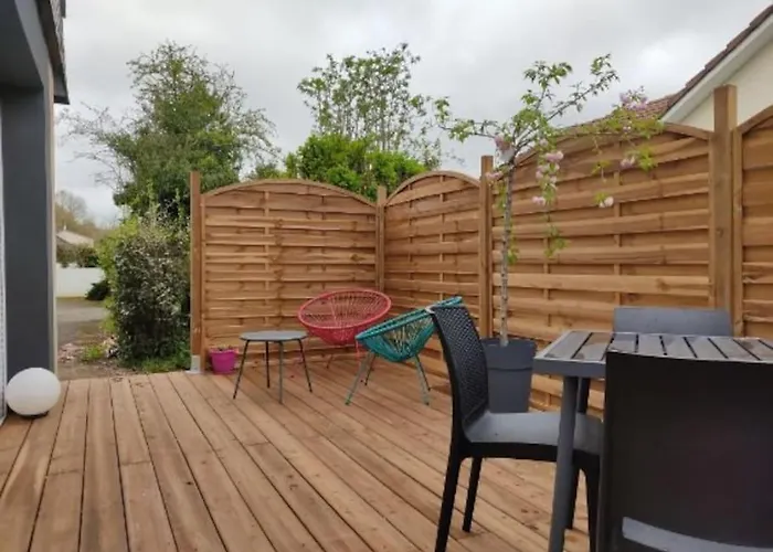 à La * Saint Pavace